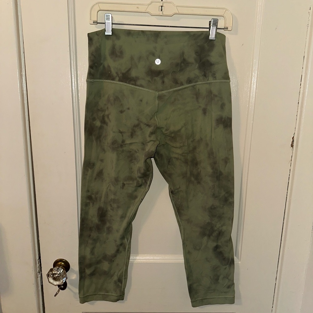 LULULEMON Tie Dye Align high rise 25” size 10